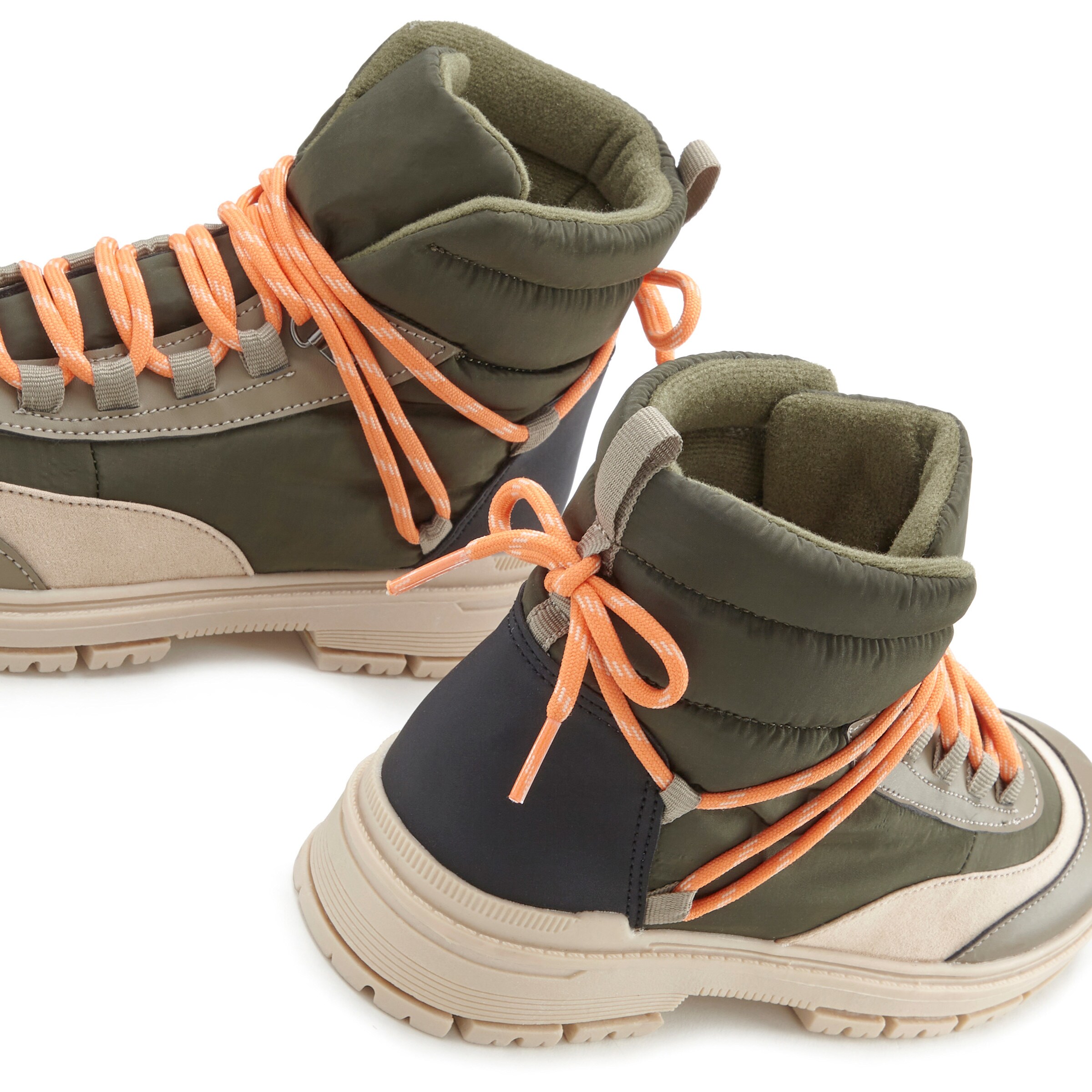 LASCANA Schnürboots in oliv