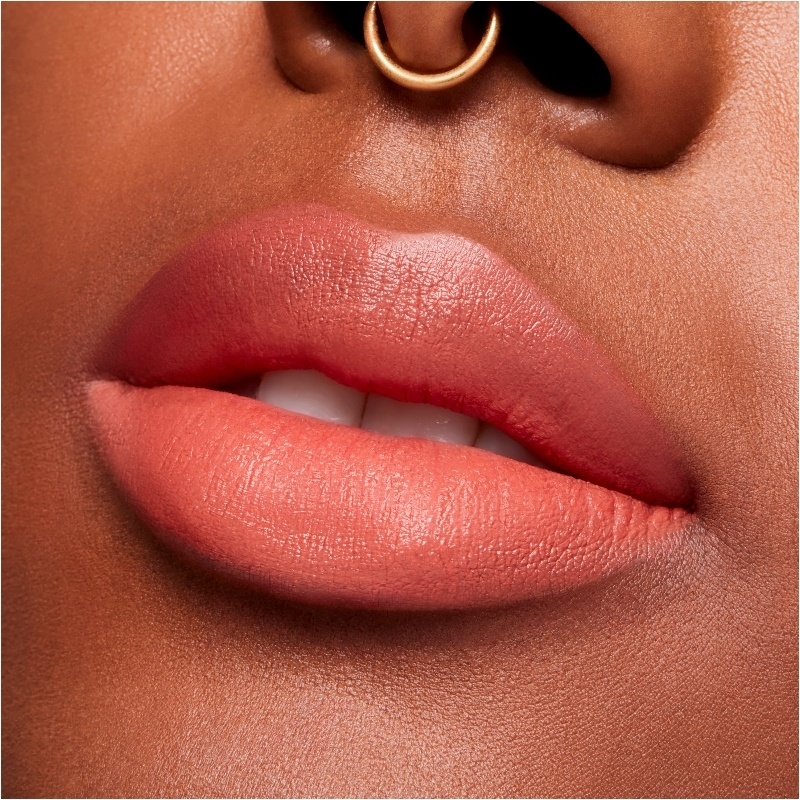 MAC Powder Kiss Velvet Blur Slim Stick 2 gr. - Mull It Over