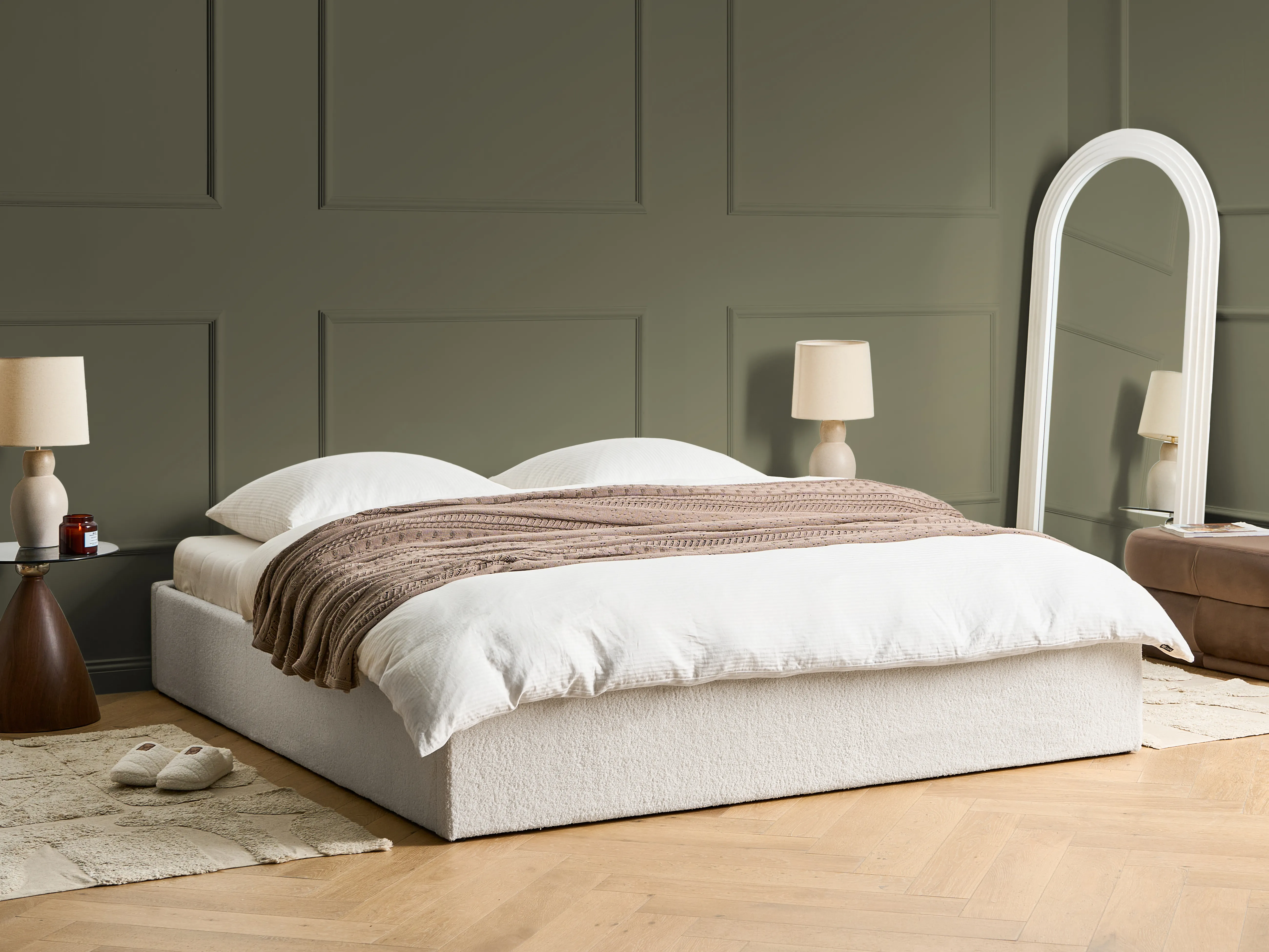 Opbergbed zonder hoofdbord Bouclé DINAN 180 x 200 cm Gebroken wit