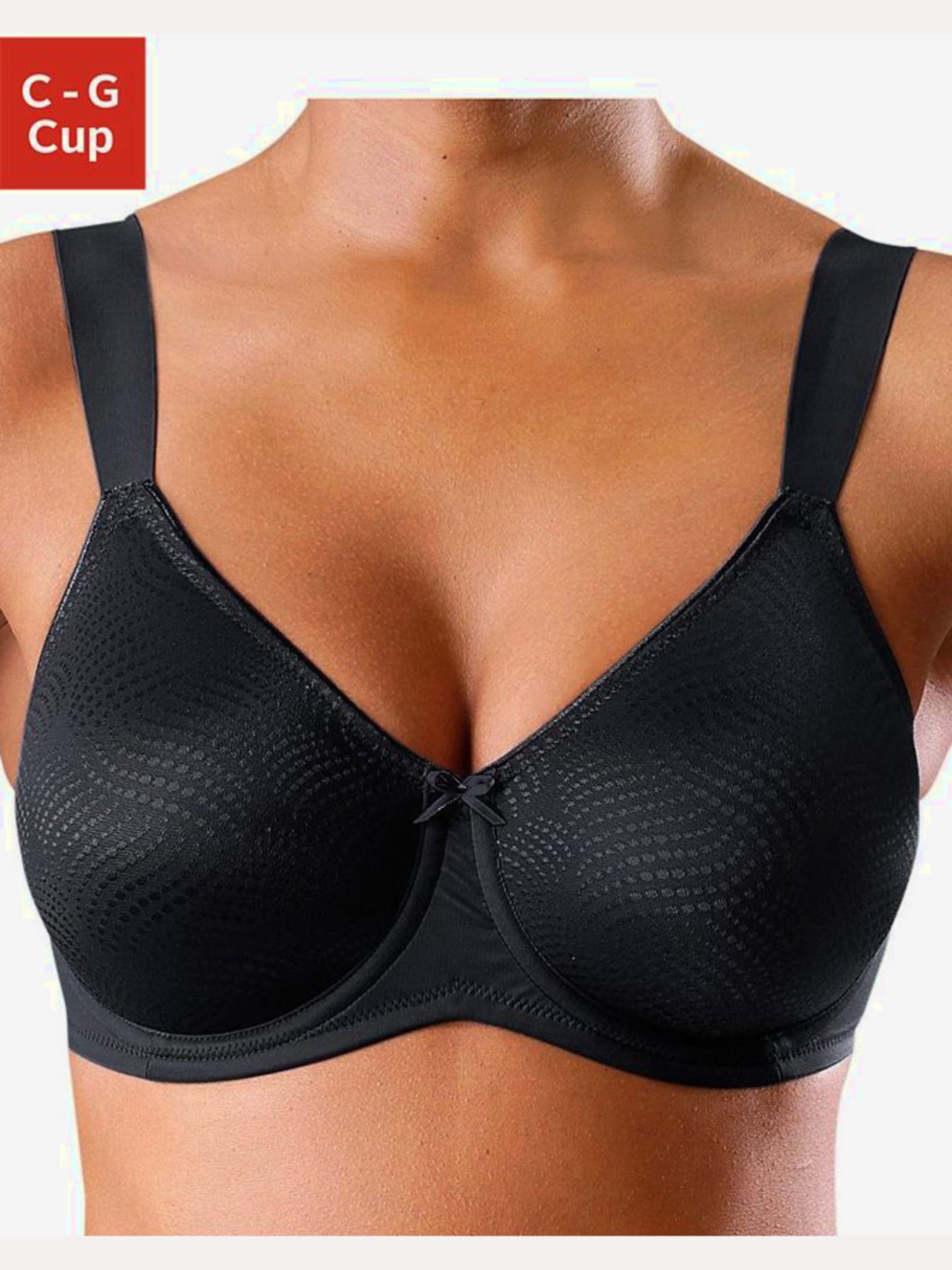 Soutien-gorge minimiseur pour une poitrine visiblement réduite