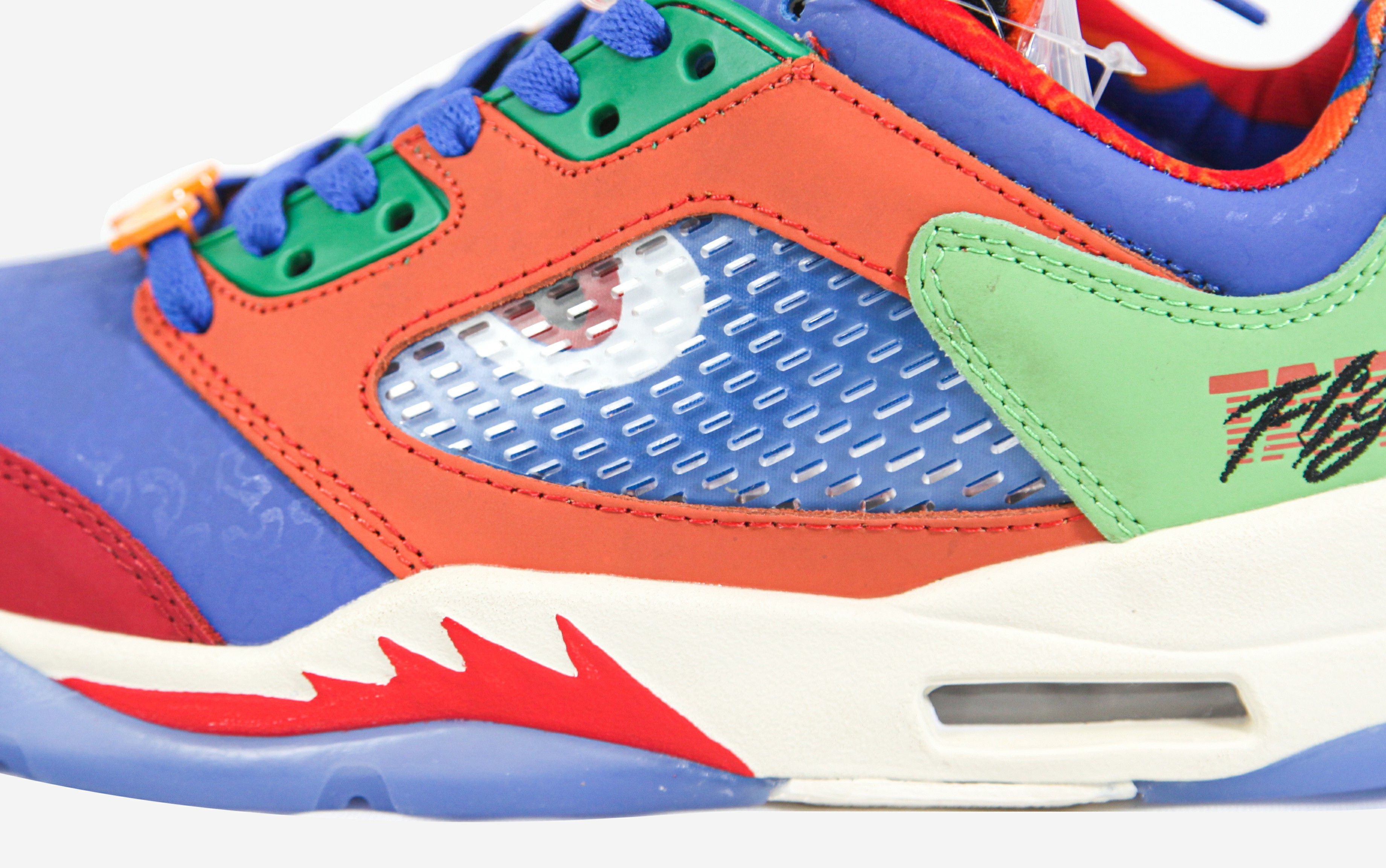 Jordan 5 Retro Low Doernbecher Michael (2022)