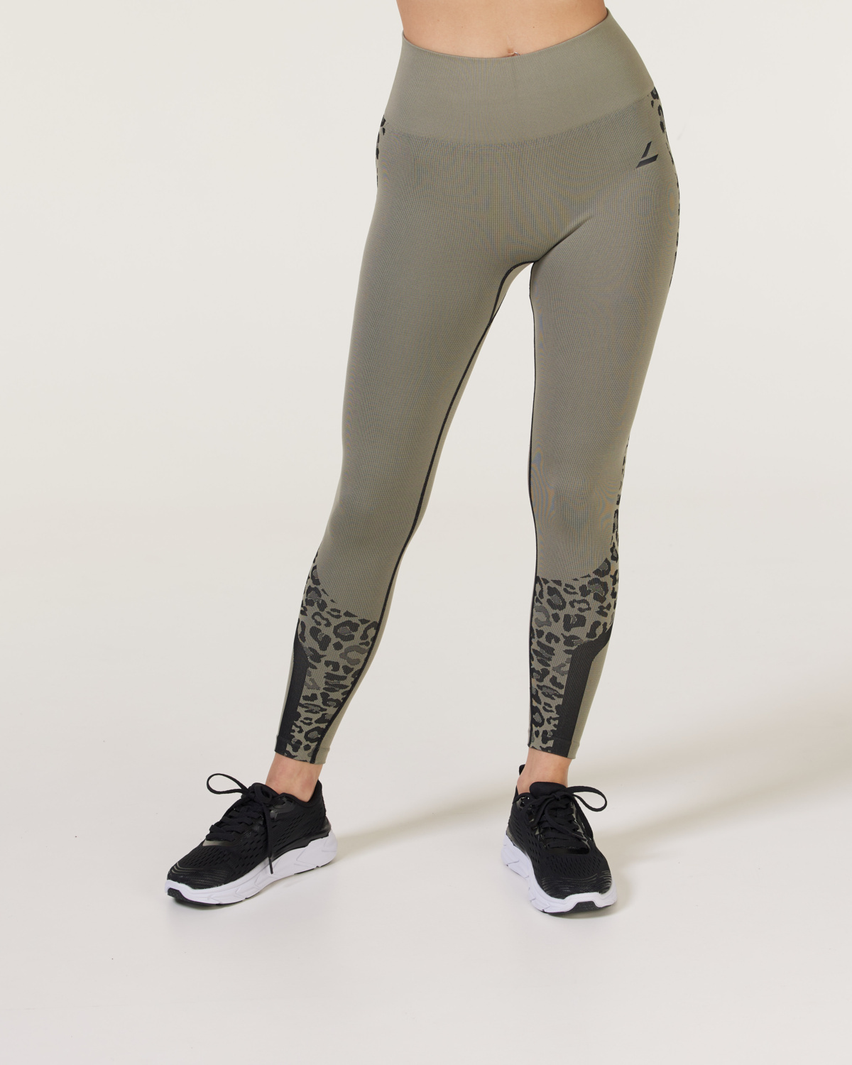 LEVITY Leopard Seamless Tights Green Vetiver Leo