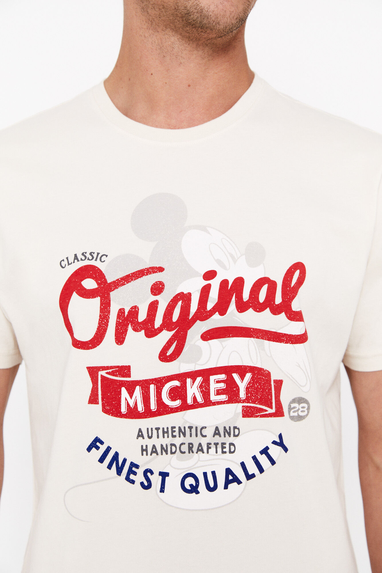 Camiseta bege com estampa do Mickey Mouse