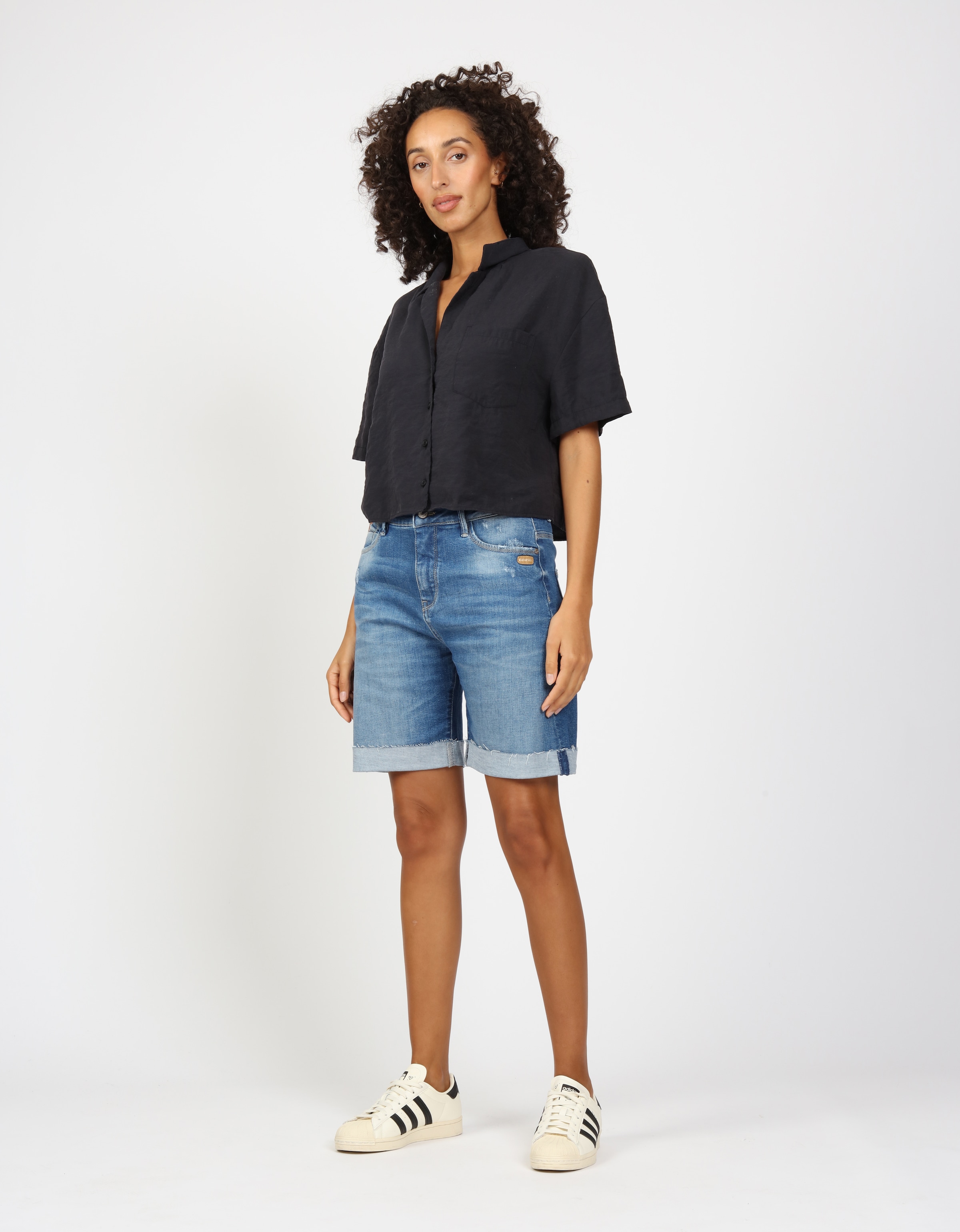 GANG Jeansbermudas »94IDA BERMUDA« mit gekrempeltem Saum