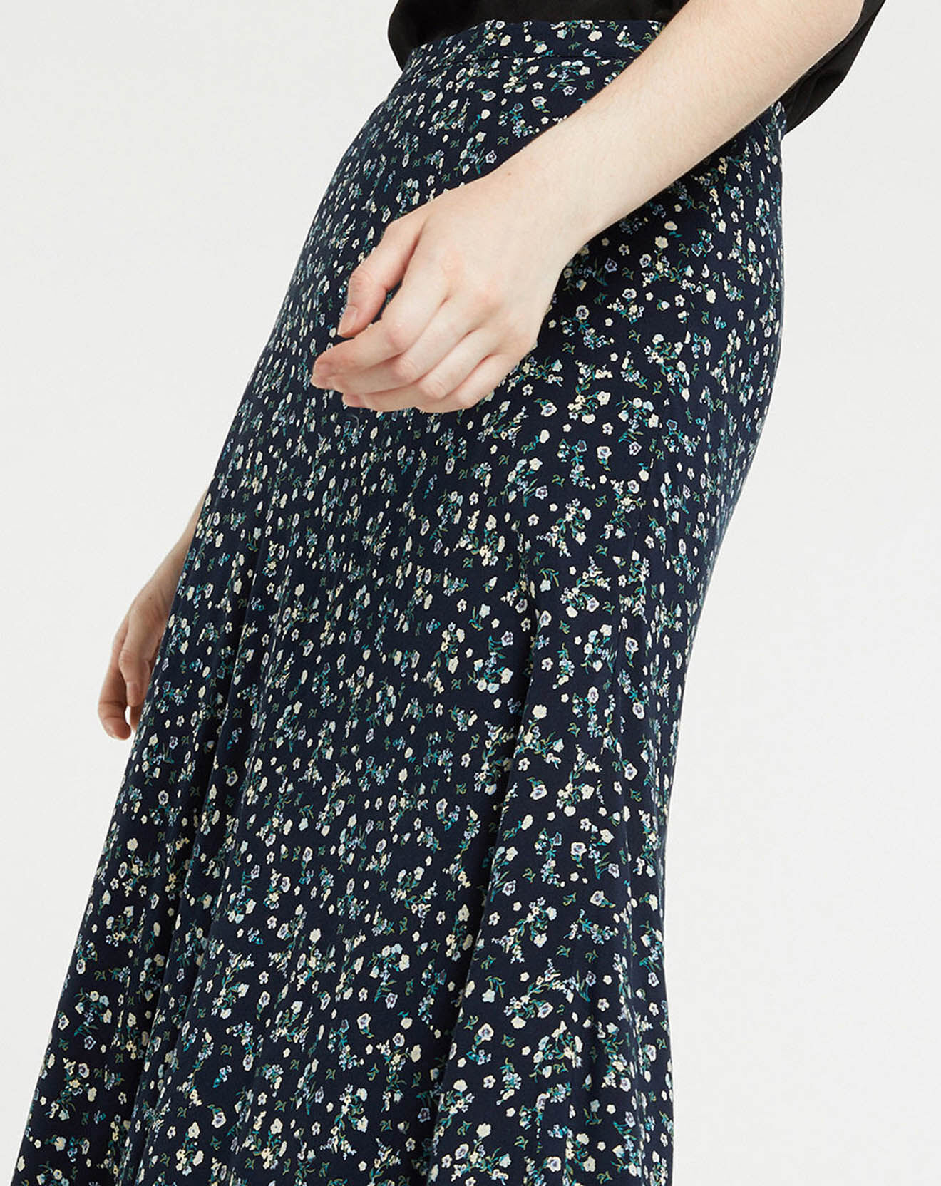 Tommy Hilfiger Jupe midi fluide à fleurs bleu marine