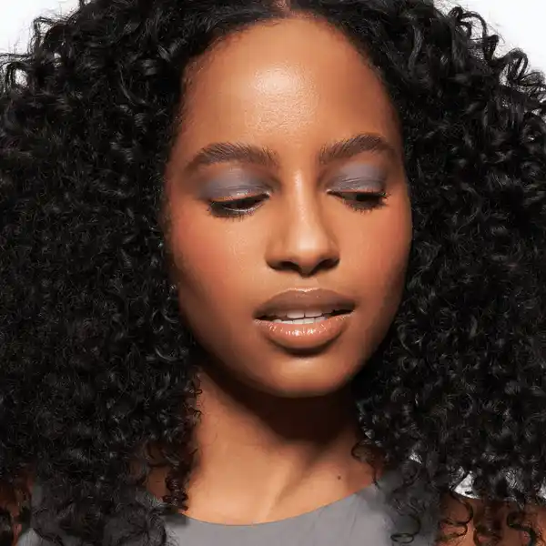 Deep Matte Liquid Eyeshadow 030 Very Violet