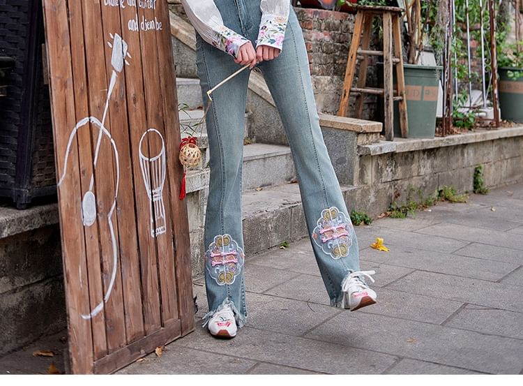 Catamin - High Rise geborduurde gewassen gerafelde kikkerknoopjes flared jeans