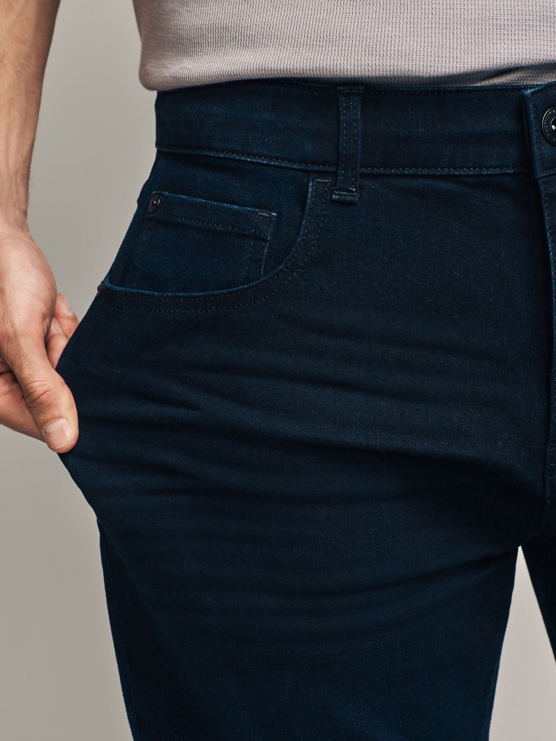 Inktblauw - Straight-fit Essential stretchy jeans met rechte pasvorm