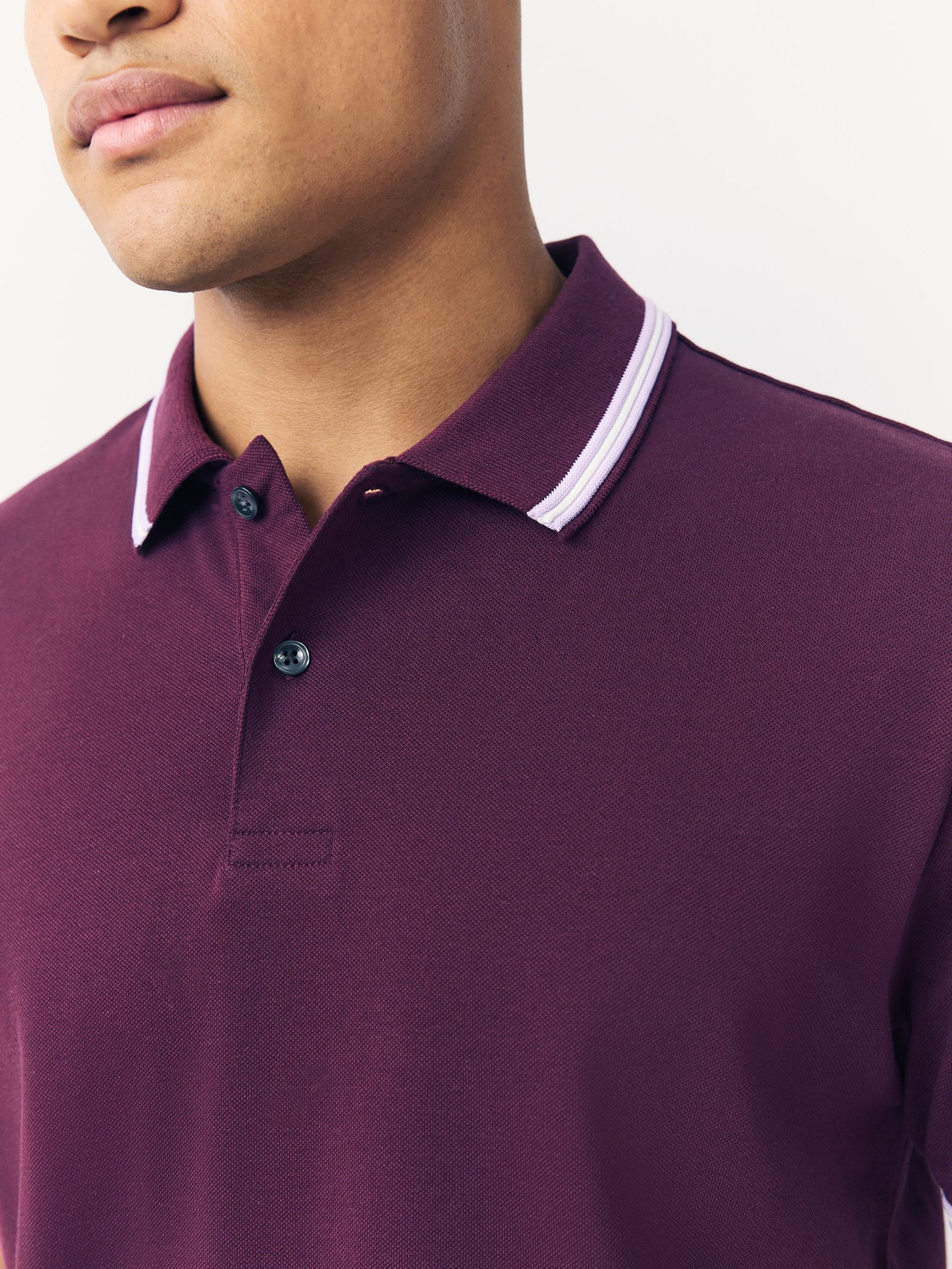 Paars - Regular fit poloshirt met korte mouwen en contrasterende randen