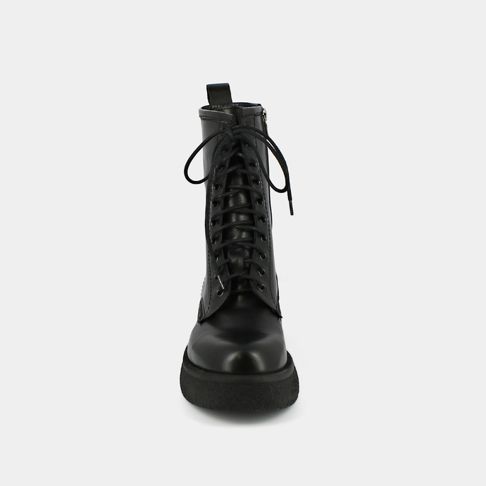 Boots à plateformes et lacets  en cuir noir