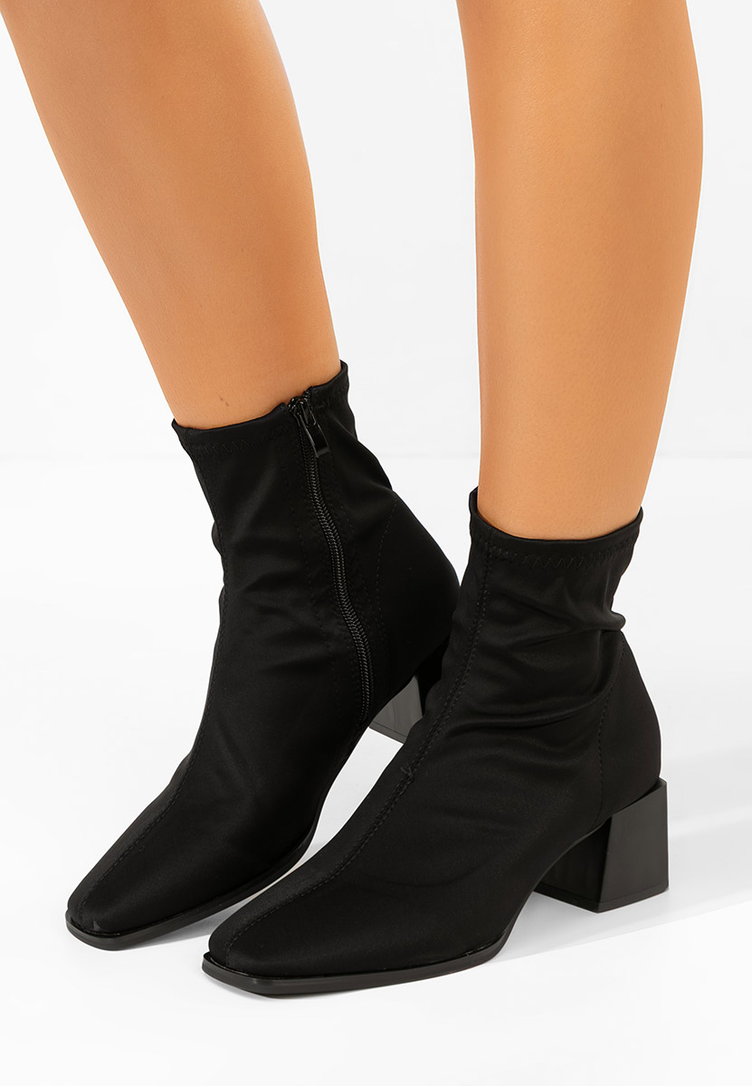 Bottines à gros talon noires Florinia