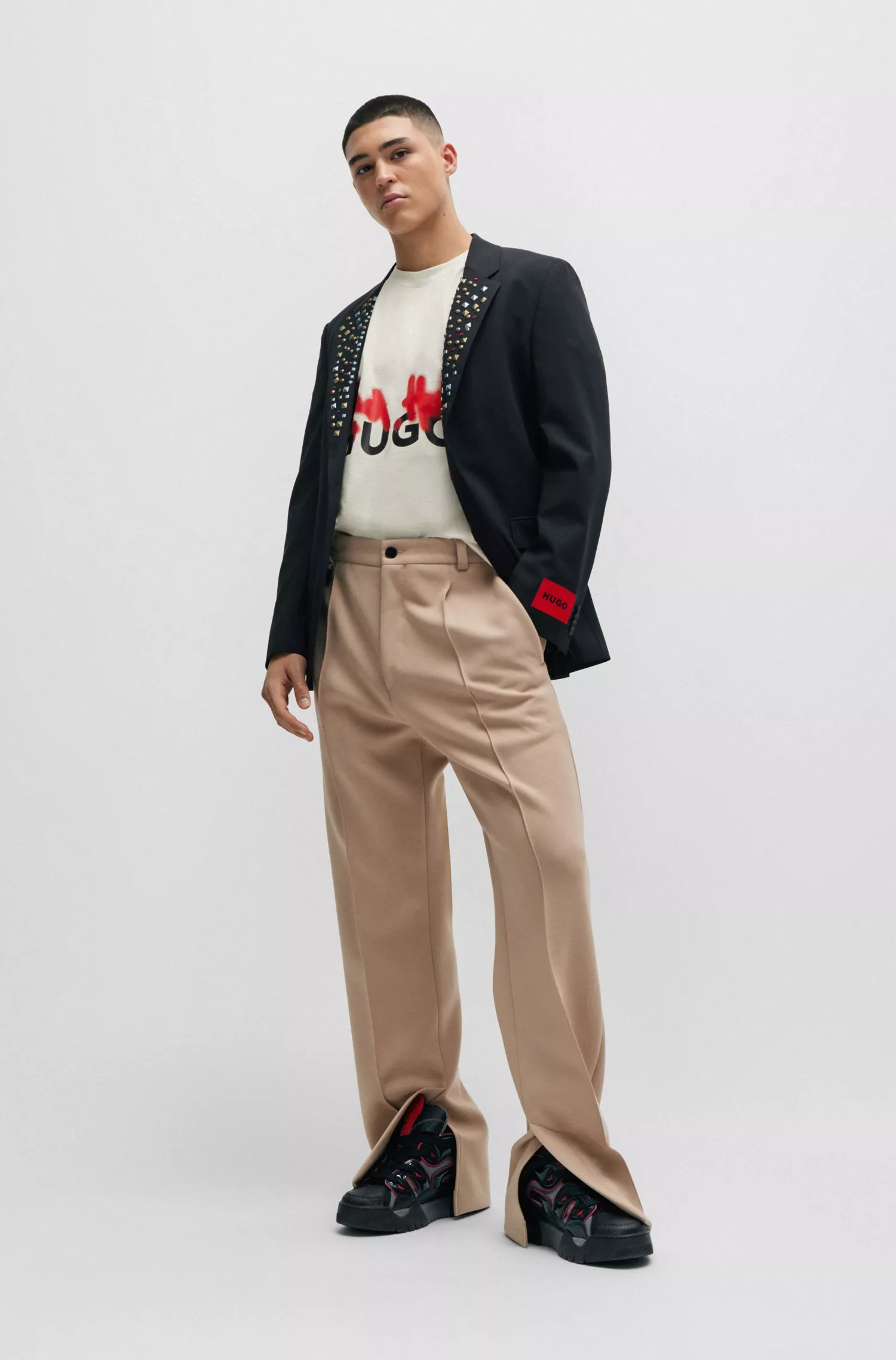 Camiseta HUGO vermelha de modelagem relaxada em algodão com estampa em spray.