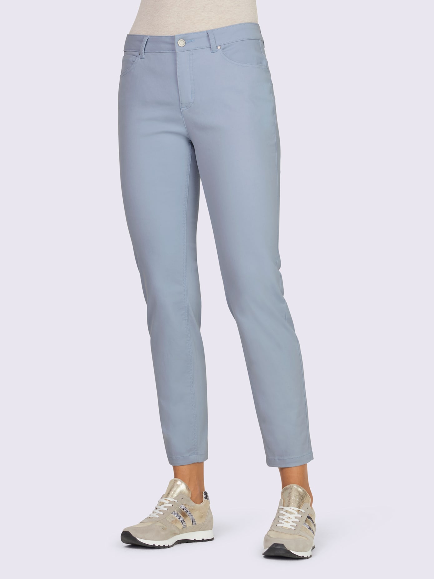 Pantalon push-up coupe 5 poches moderne
