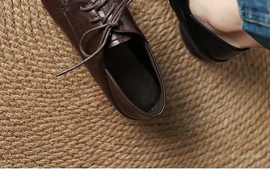 Megan - Veterschoenen met dikke hak en imitatieleer