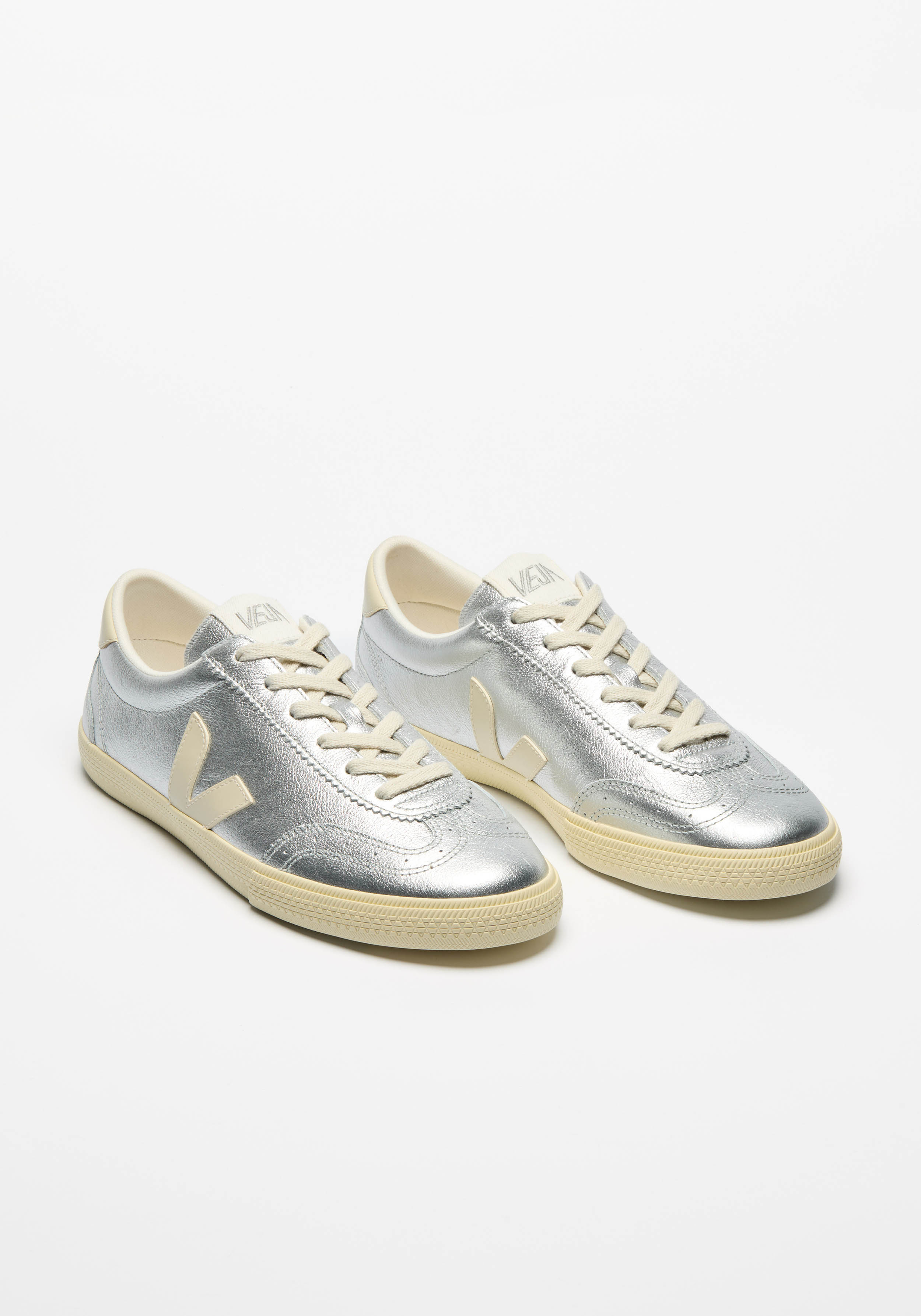 Veja Sneaker Volley O.T. Leather Silver Pierre