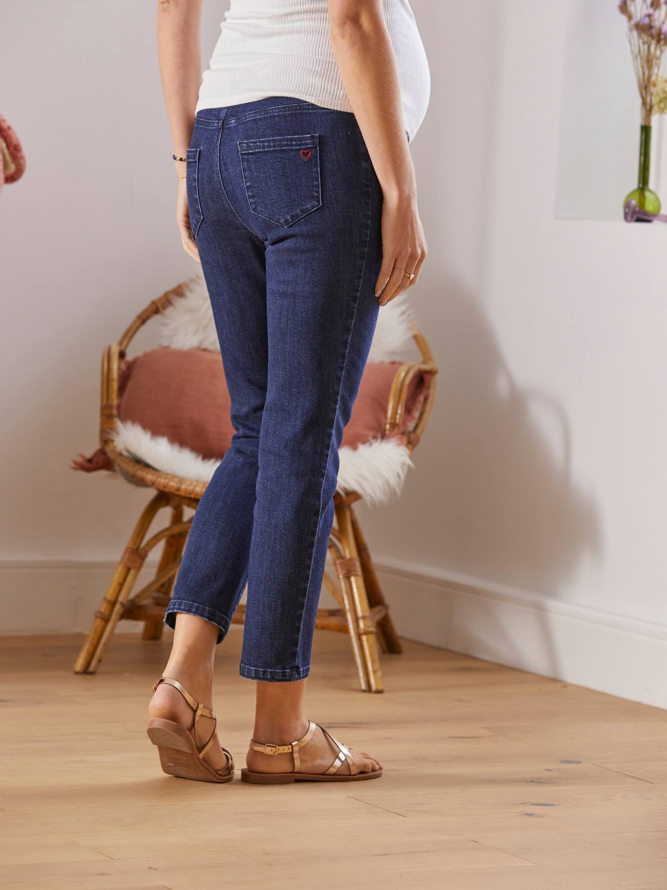 Calça jeans reta para gestantes na altura do tornozelo com cós sem costura, azul escuro liso