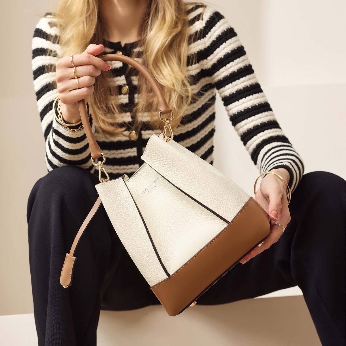 crossbody tas, handtas Isabel Bernard Isabel Bernard Beige