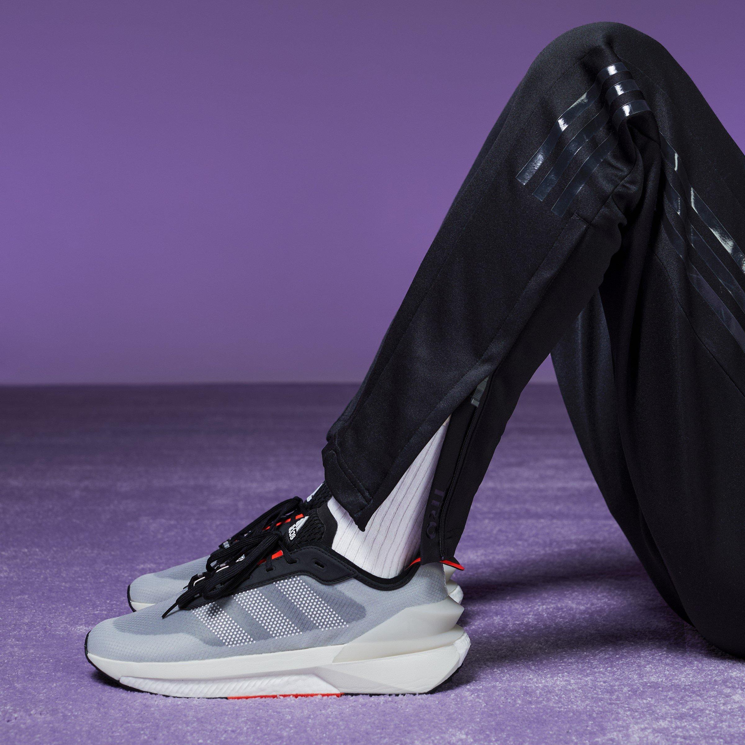 adidas Avryn Trainers Mens