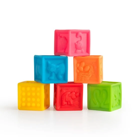 Lot de 6 cubes souples   de               Formula Baby
