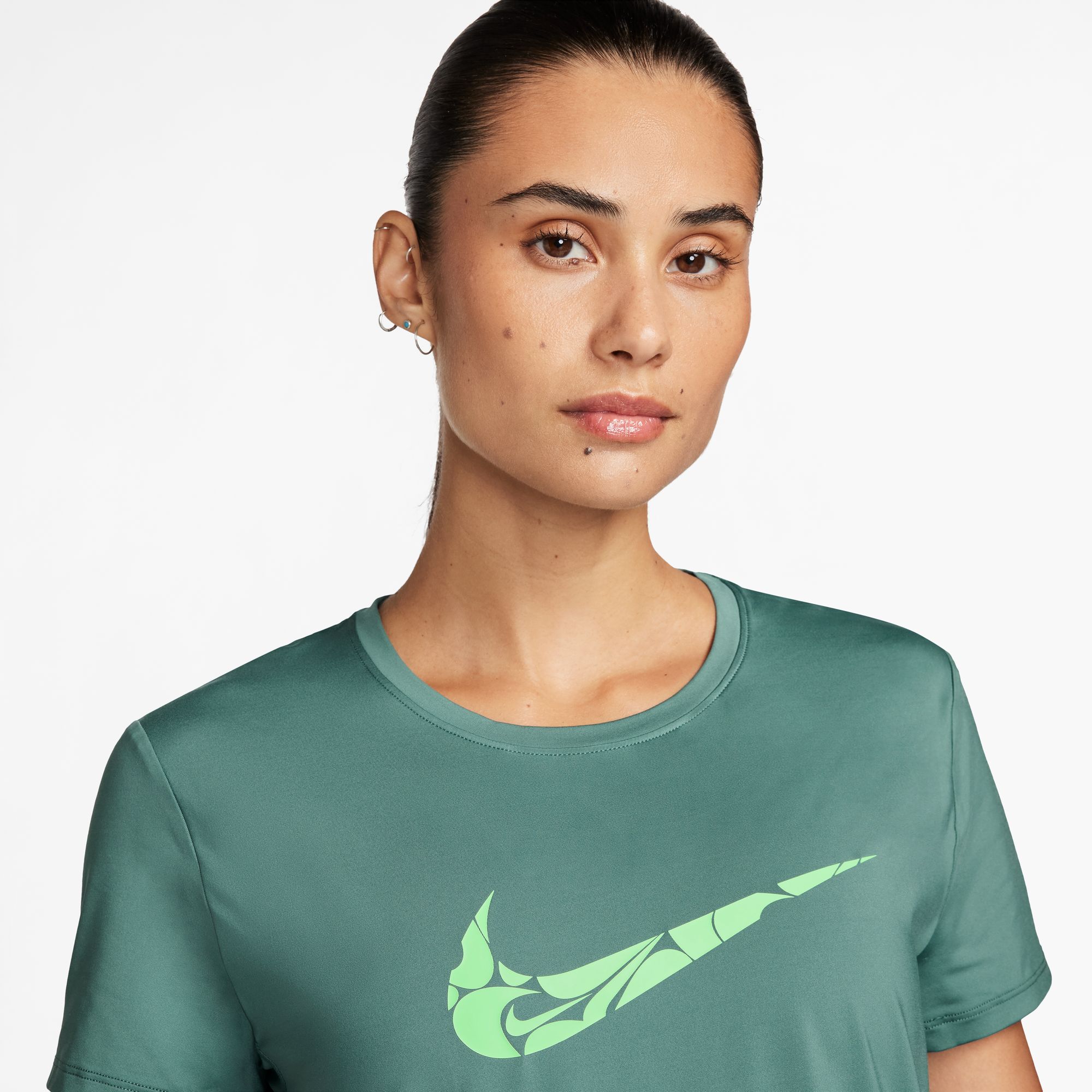 Nike Nike One Swoosh Women"s Dri-FI
