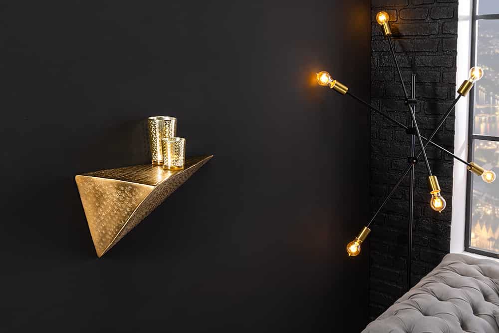 Handgefertigtes Wandregal PYRAMID 40cm gold antik Metall Hammerschlag Design