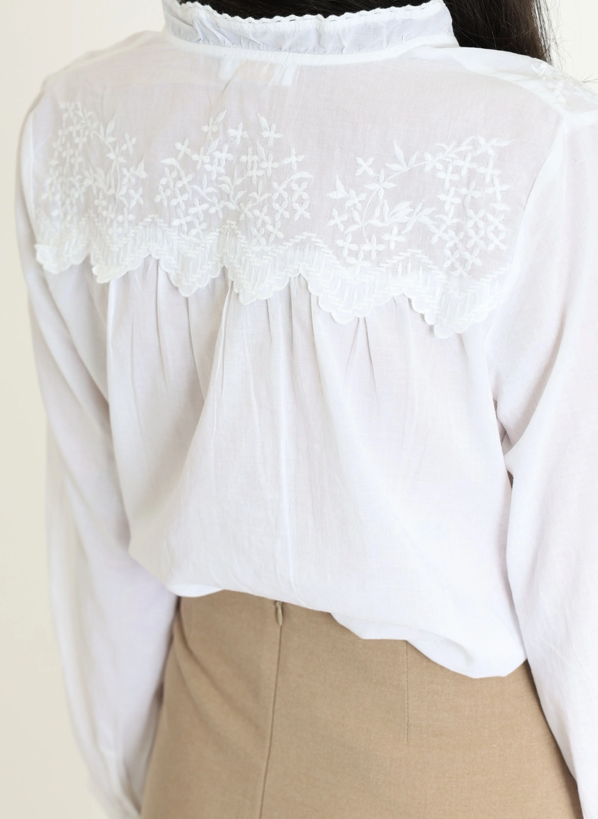 CLEO - Chemise ample brodée en coton | Blanc