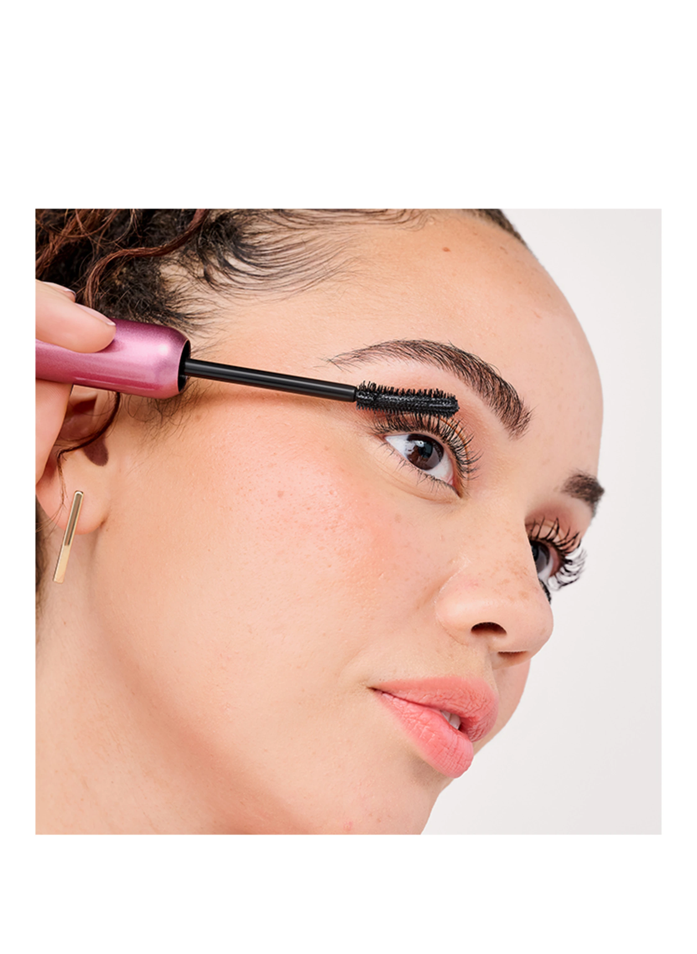benefit BADGAL BOUNCE