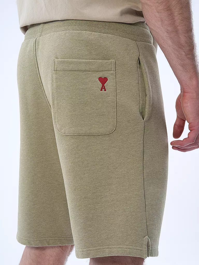 AMI PARIS Sweatshorts hellgrün