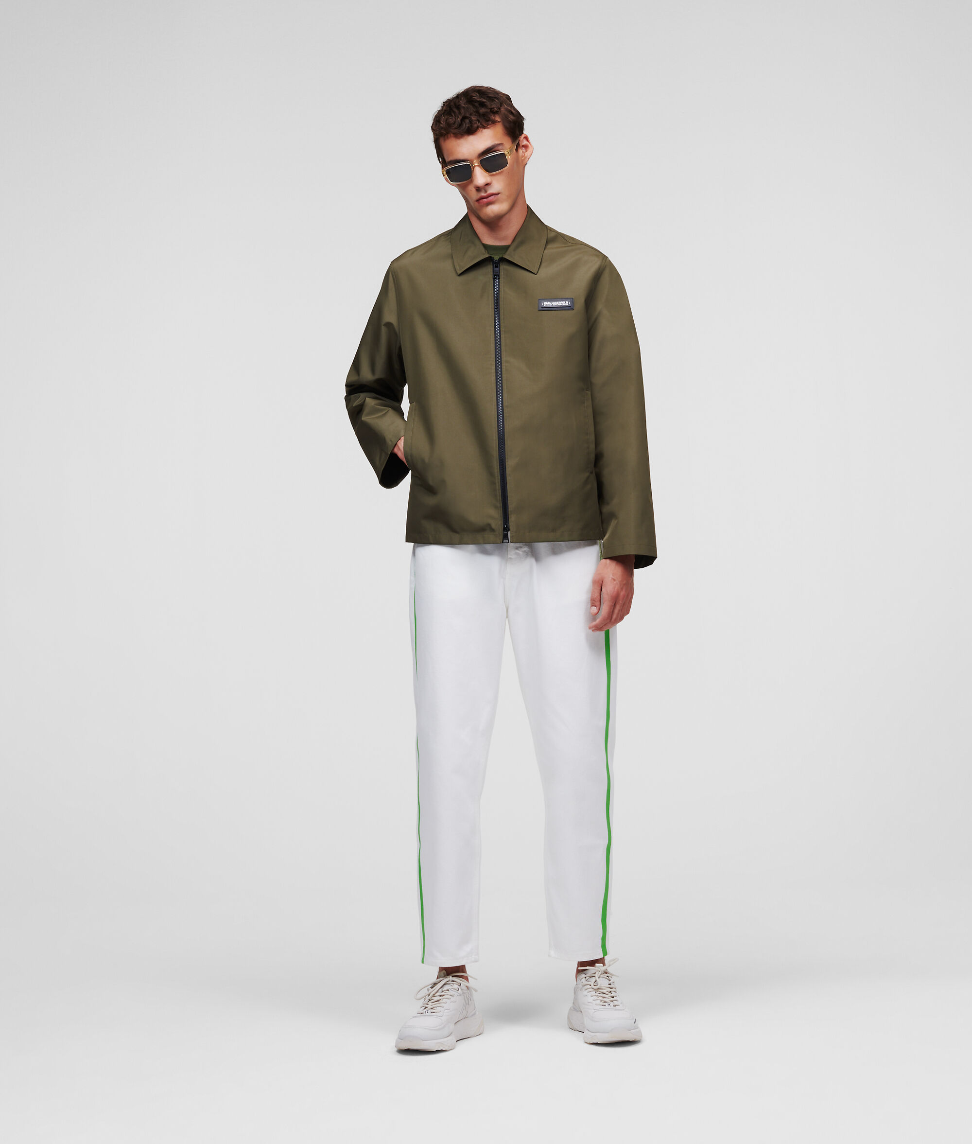 VESTE D'ÉTÉ AVEC POCHETTE AMOVIBLE
