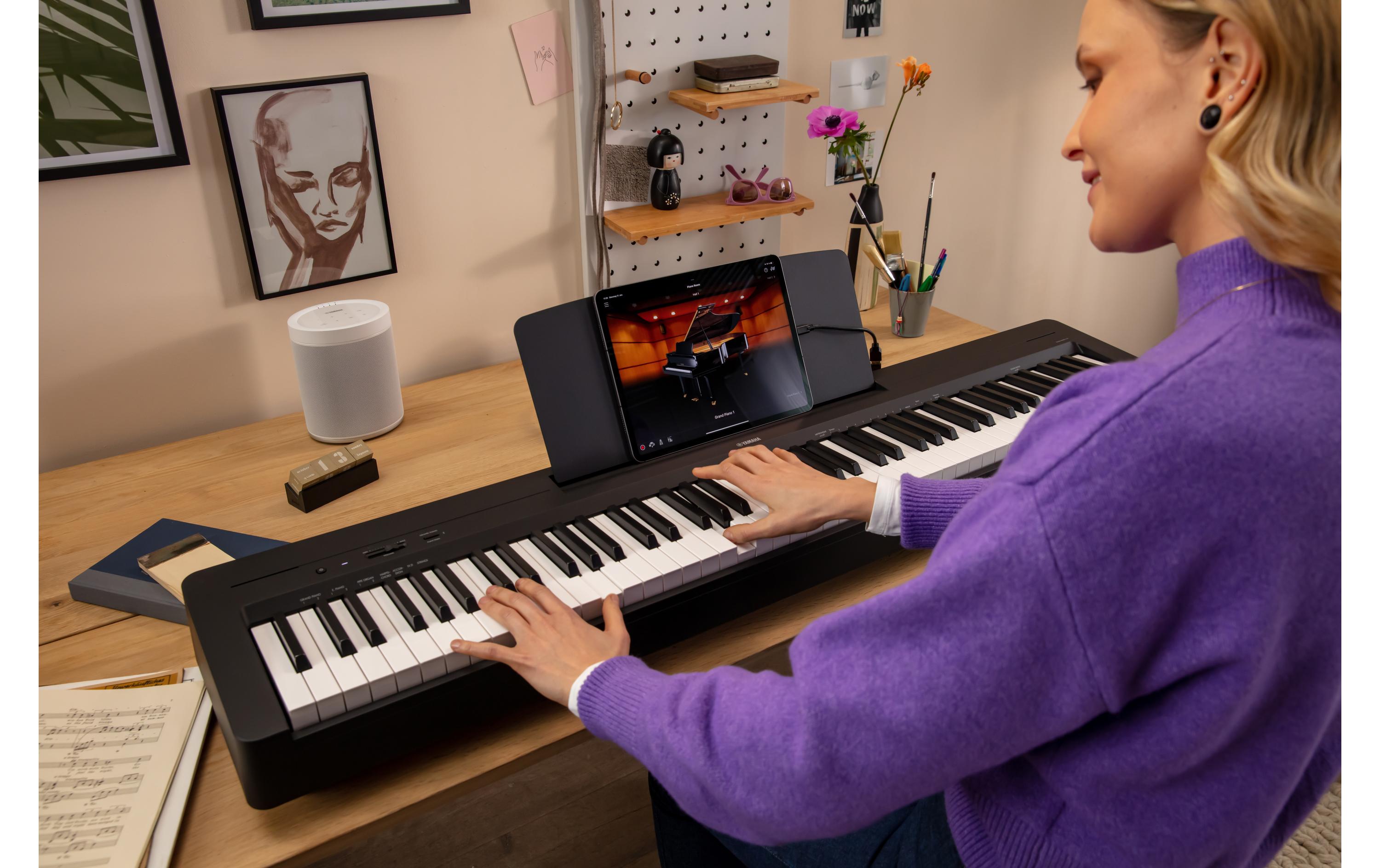 E-Piano P-145BT<br>Portables Piano mit 88 Tasten und Bluetooth
