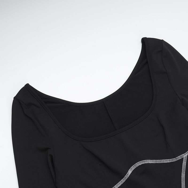 Caarnil - Jumpsuit met lange mouwen, ronde hals en contrasterende stiksels, slim fit