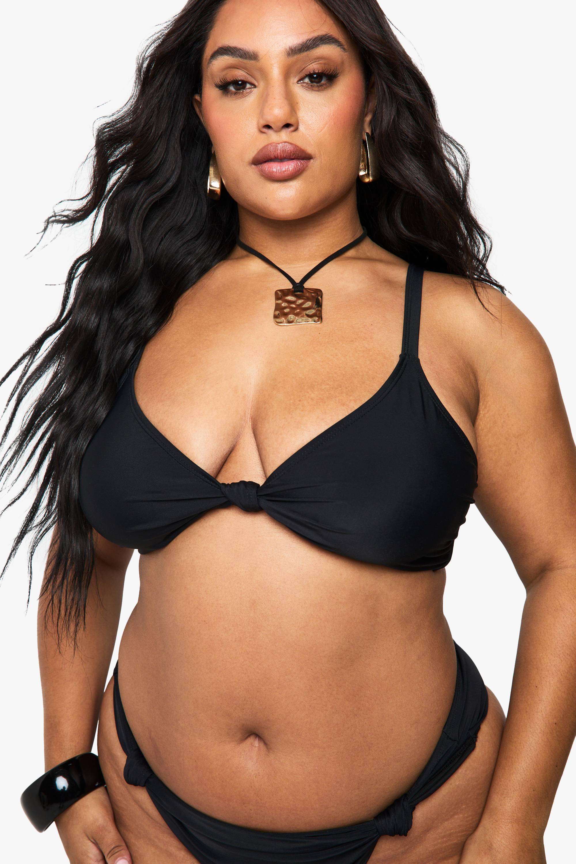 boohoo Haut de bikini grande taille rembourré avec détail de nœud à l'avant