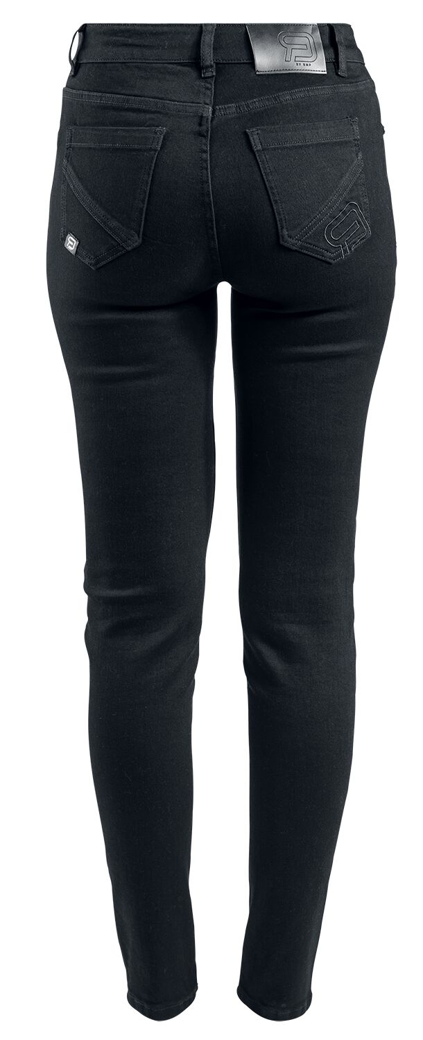 Megan | RED by EMP Jean