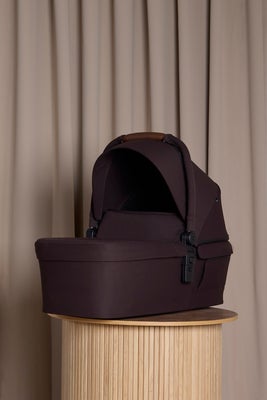 Beemoo Pro Multi 2 Duovogn inkl Route i-Size Babybilstol, Espresso Brown/Black Stone