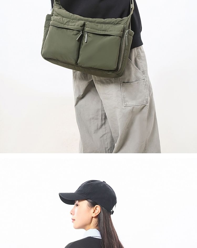 IOU - Effen nylon crossbodytas