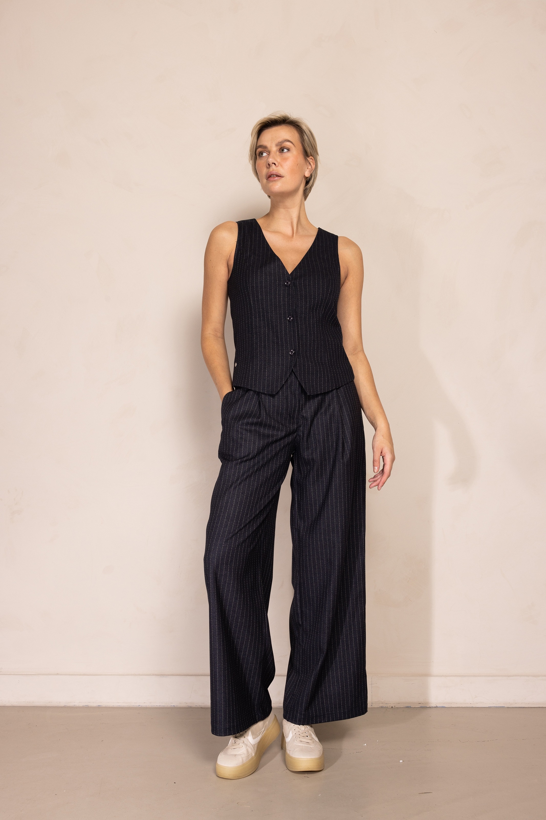 Zhrill Bundfaltenhose »GRETA Hose«  mit Nadelstreifen, weite Passform
