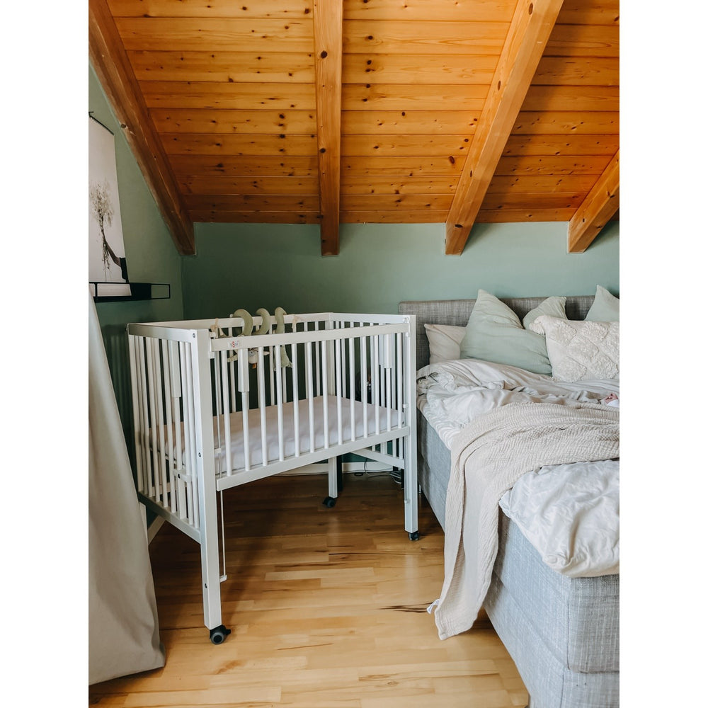 Køb tiSsi® White Laquer Maxi Børneseng Massiv Bøg