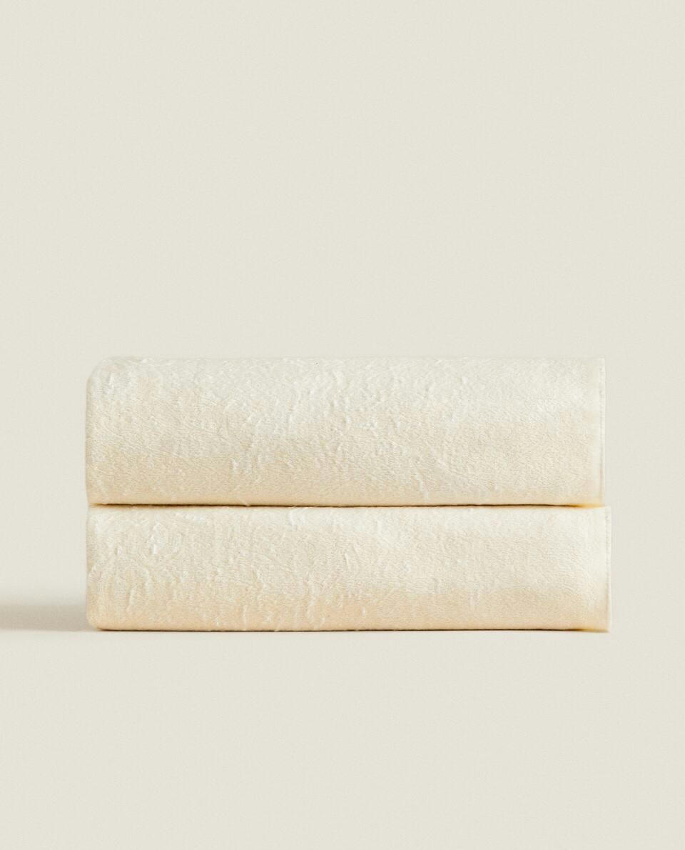 COBERTOR JACQUARD FLORAL