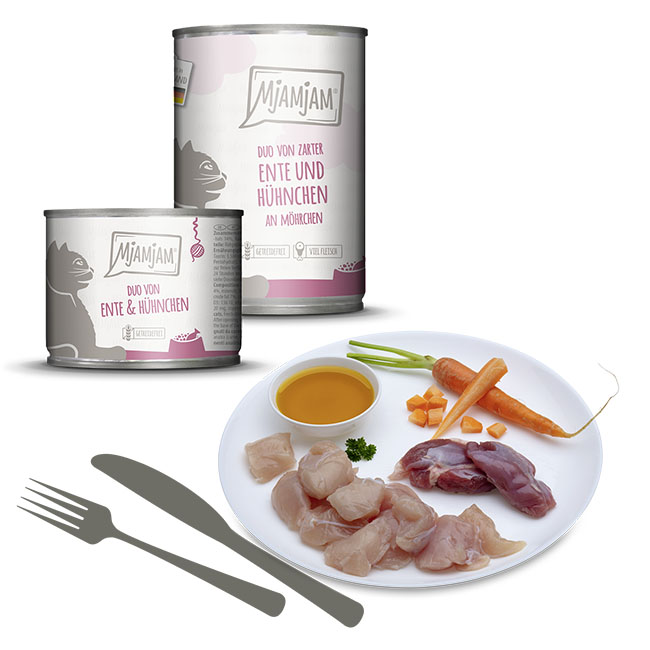 DUO von zarter Ente & saftigem Hühnchen an Möhrchen