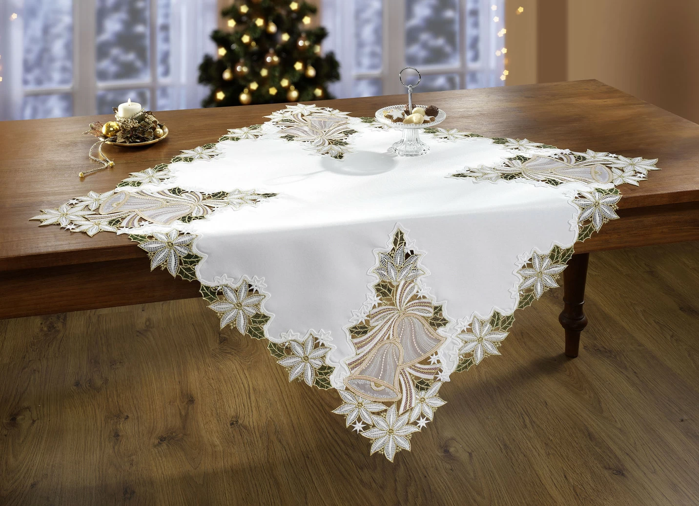 Tischdekoration mit Organza-Einsätzen