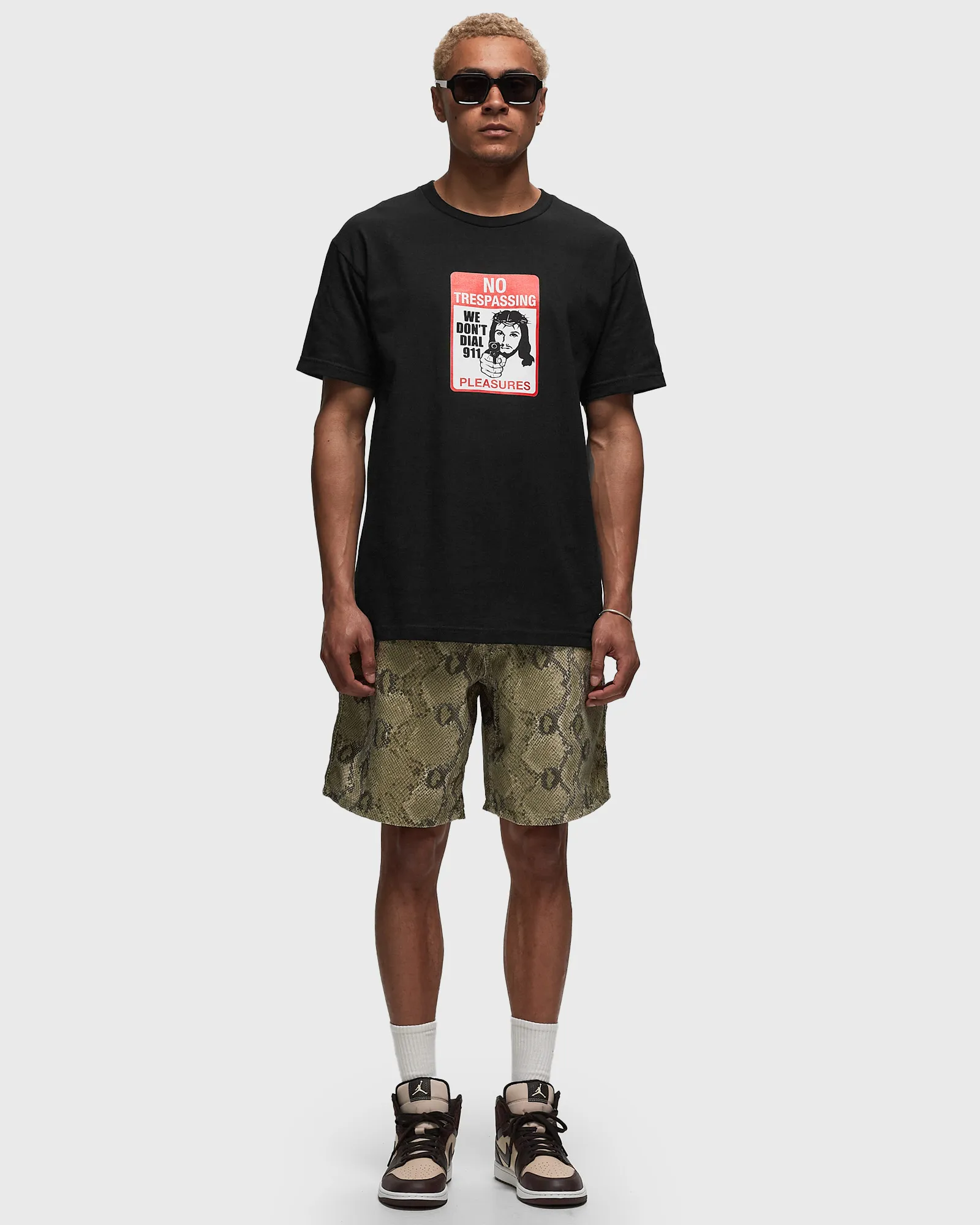 Pleasures TRESPASS T-SHIRT