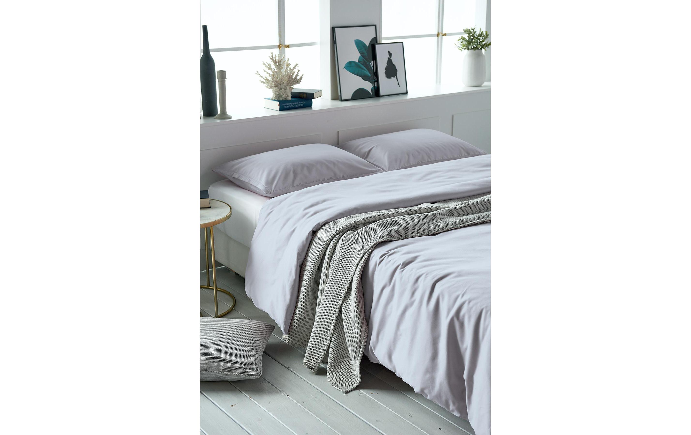 Oberleintuch Uni Satin, 240 x 270 cm Weiss<br>Living Home – qualitativ hochwertige Bettbezüge für Ihr Zuhause