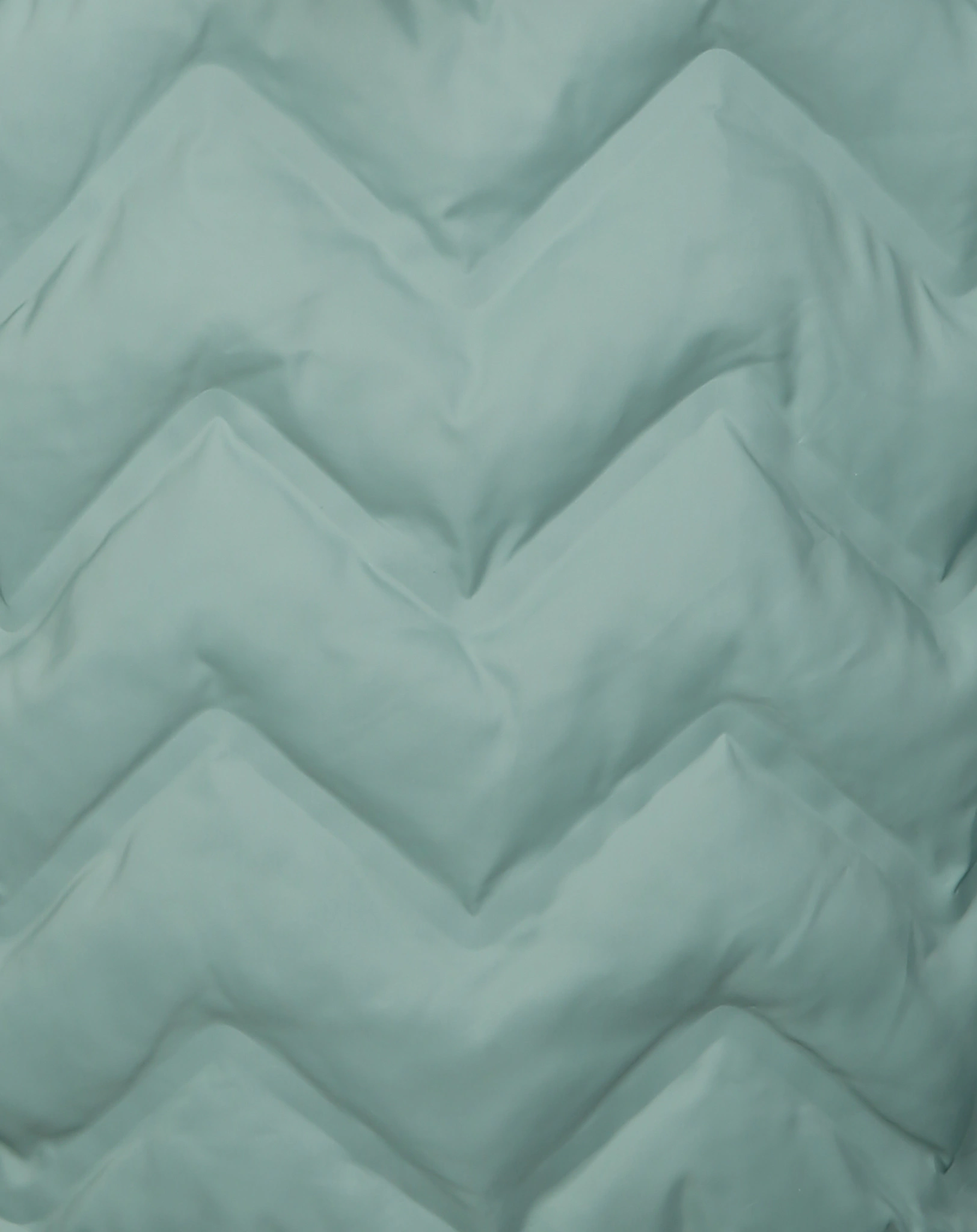 Steppjacke VANUKAS AIR mit Zipfelkapuze in green/deep teal