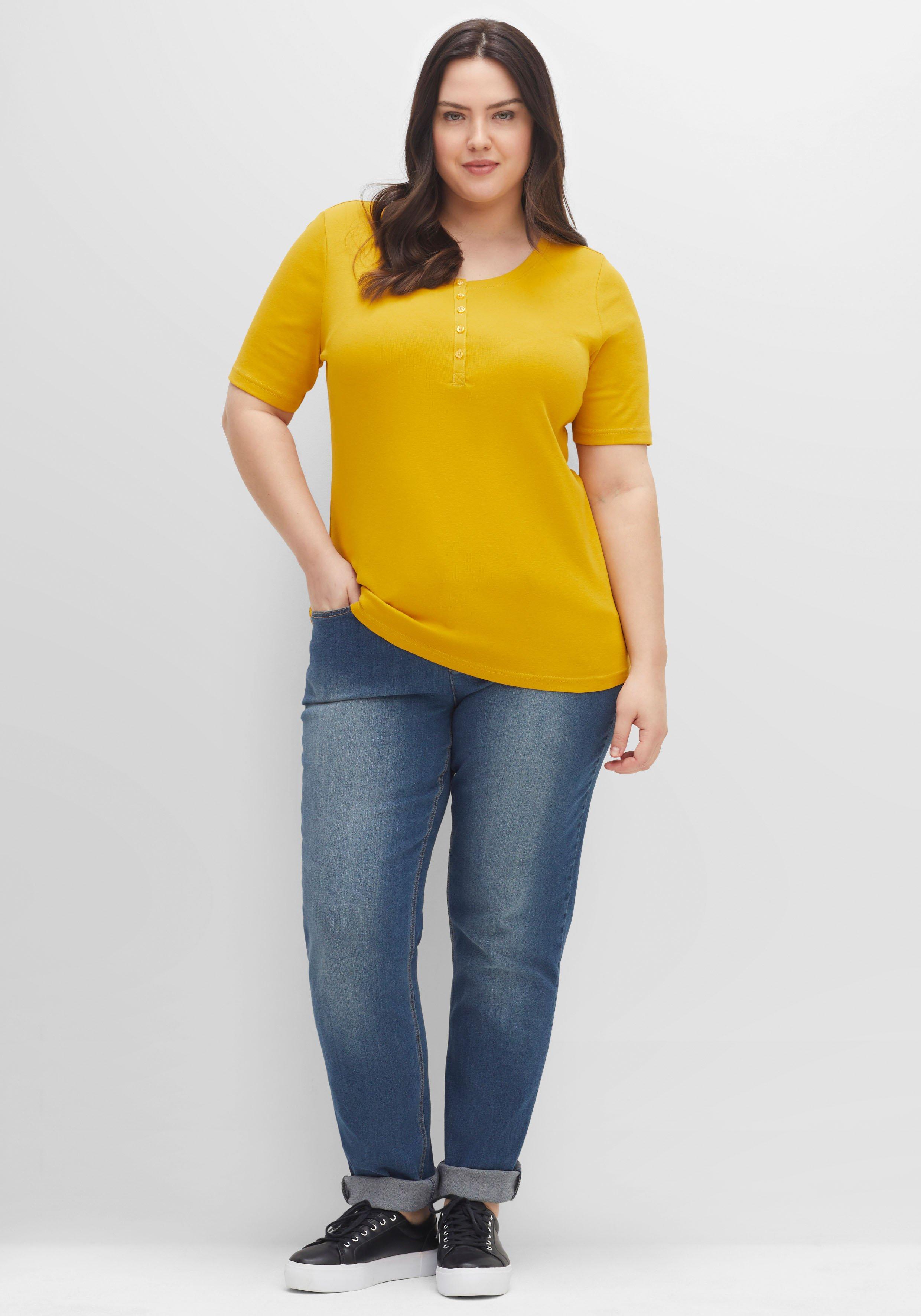 Shirt in Rippstruktur, mit Knopfleiste