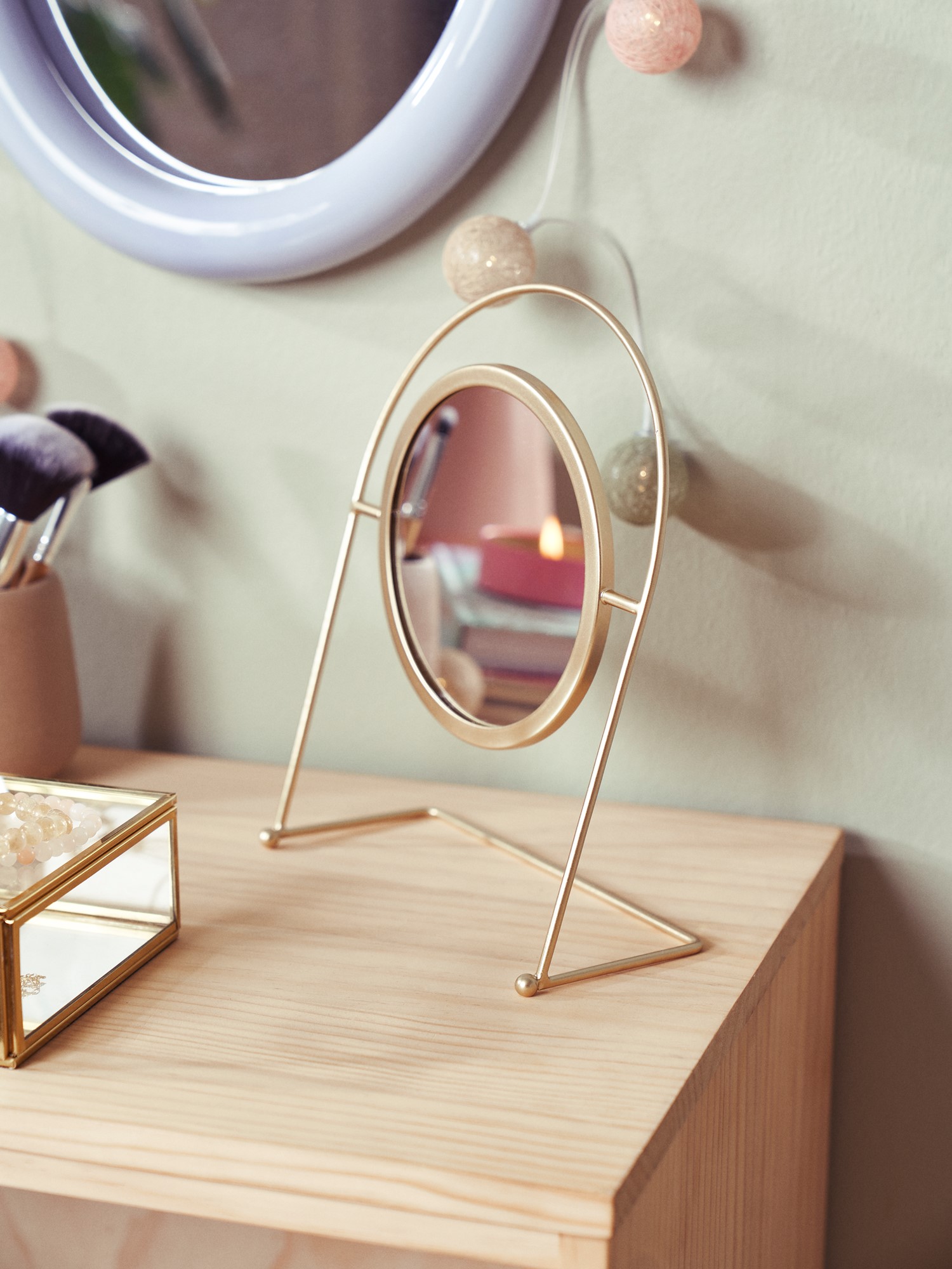 Bordspejl | Metal/glas. 17 x 23 cm.  | Gold