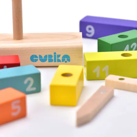 Cubika Holzbaukasten «die Uhr»
