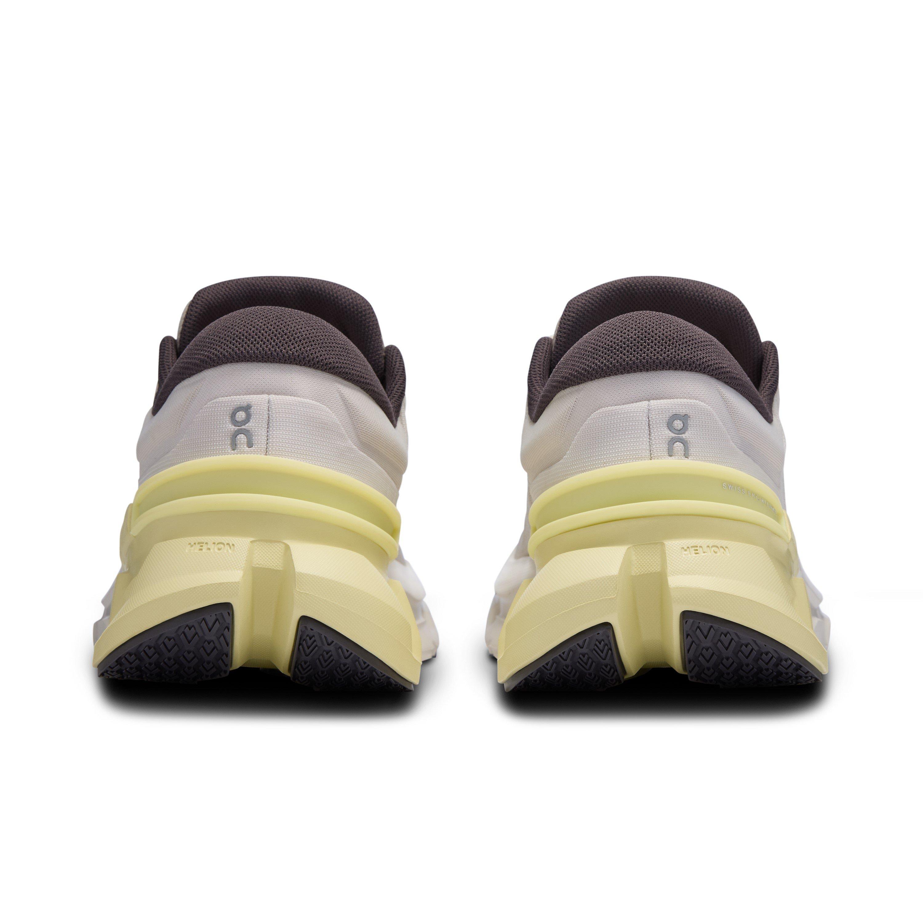 On Cloudflyer 5 Shoes Womens