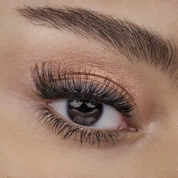 Faked Insane Length Lashes