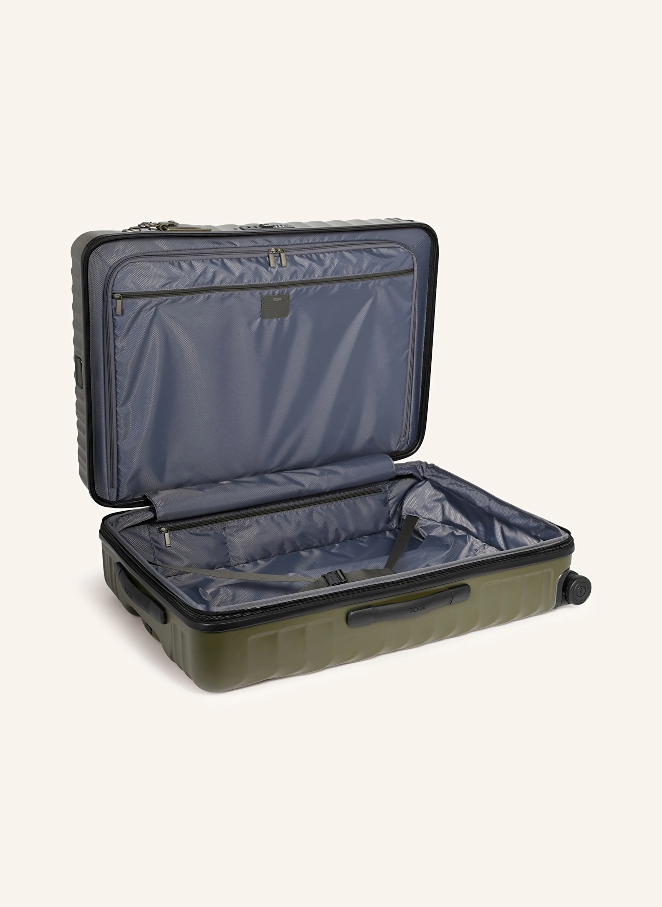 TUMI 19 DEGREE Trolley EXTENDED TRIP EXPANDABLE