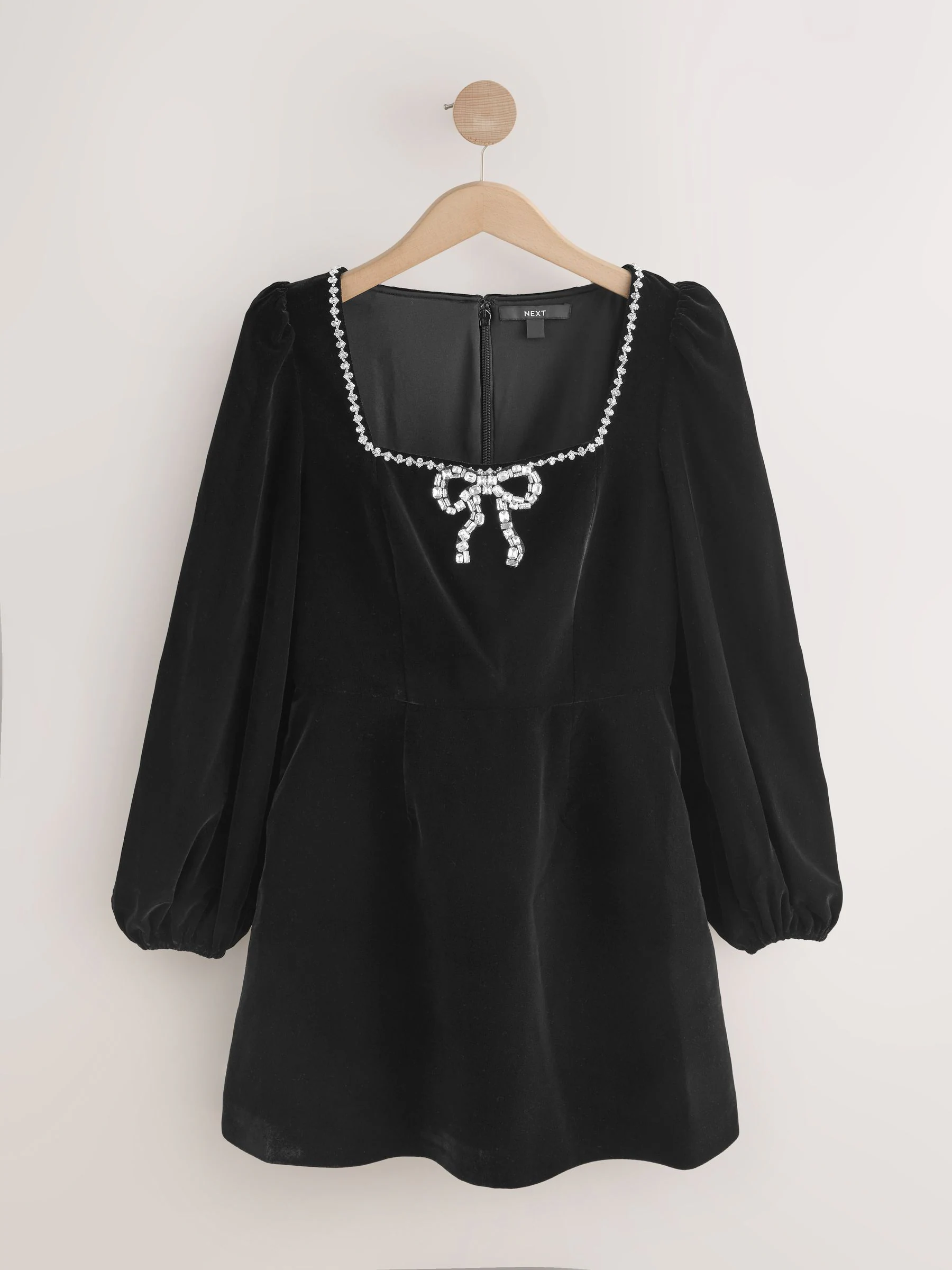 Zwart - Velvet Embelished Bow Long Sleeve Mini Dress